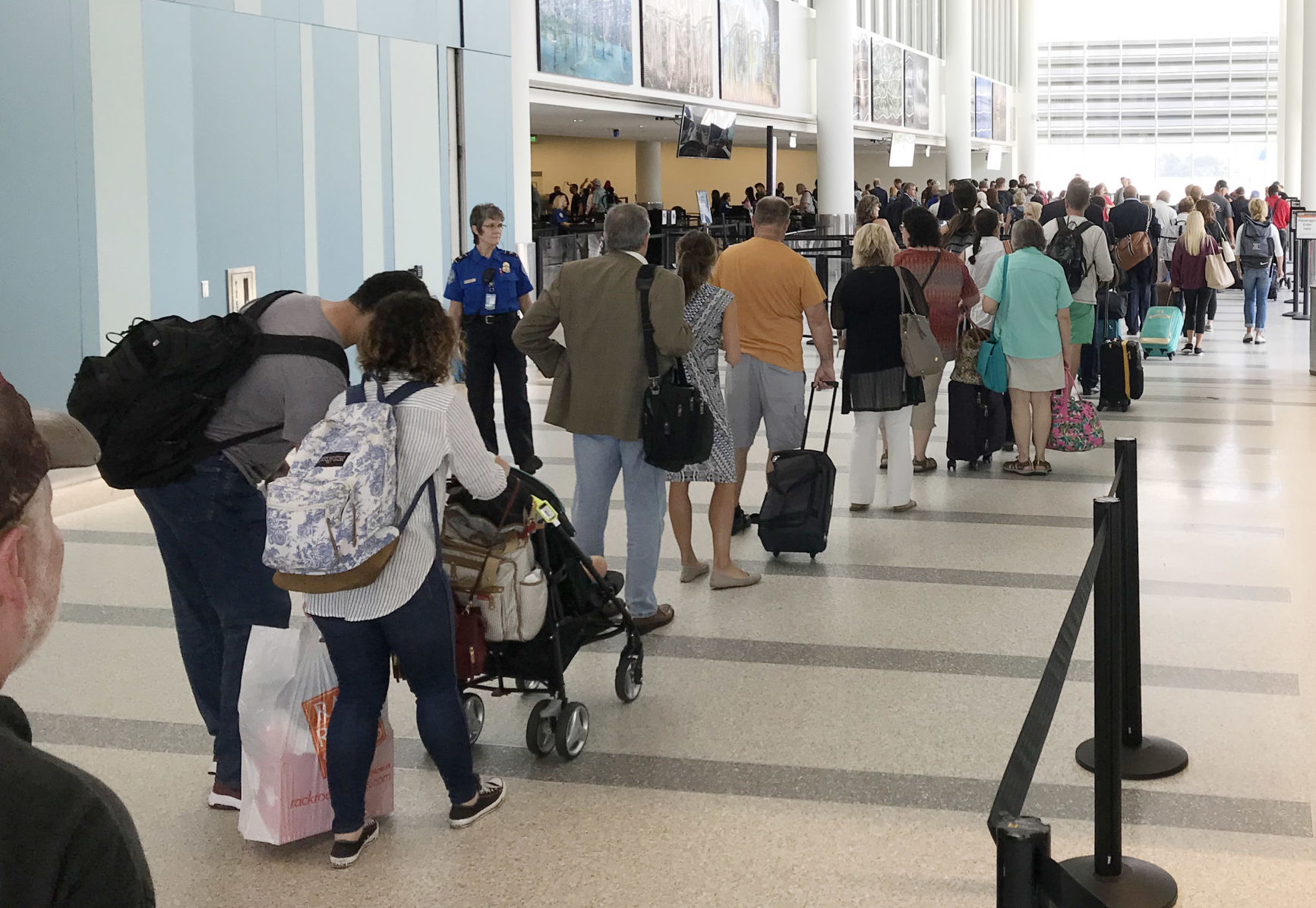 Charleston airport passengers wait to go through TSA (copy) (copy)
